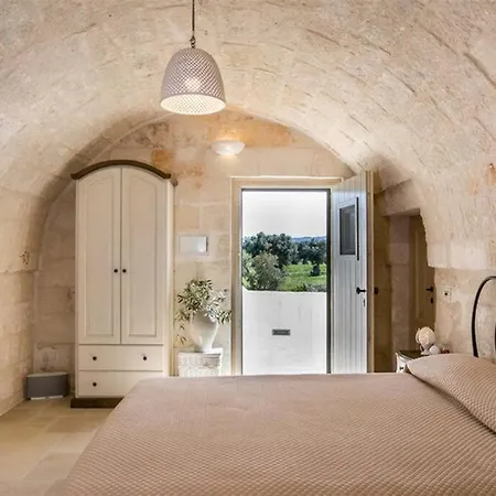 Villa Masseria Il Frantoio By Raro